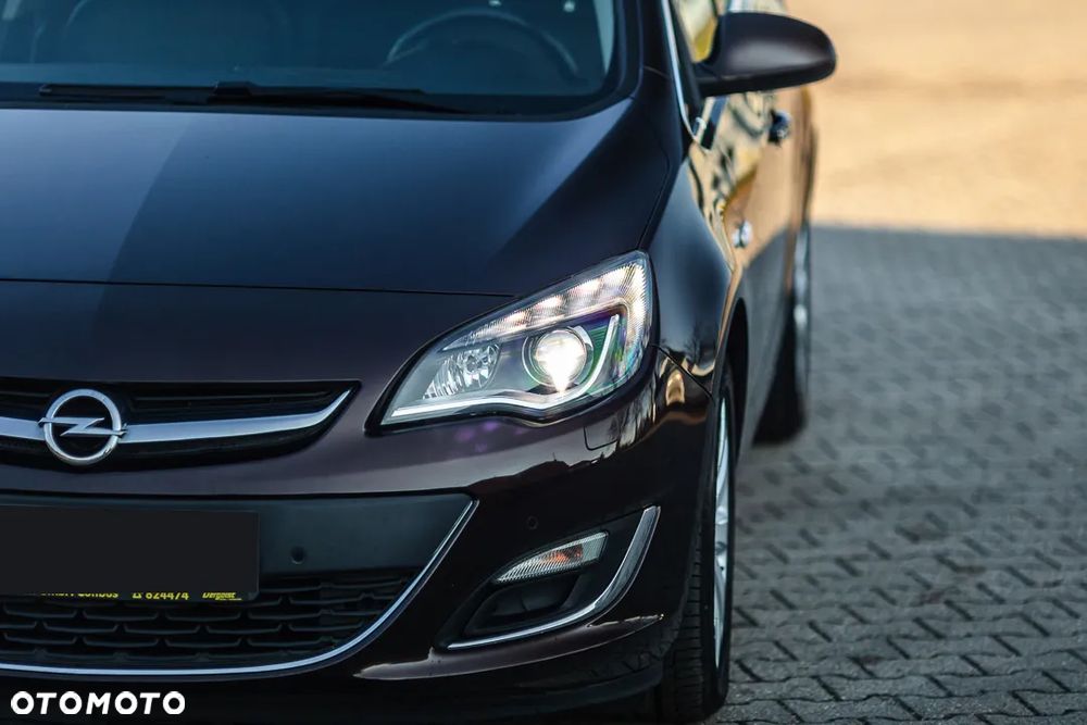 Opel Astra 1.4 Selection - 10