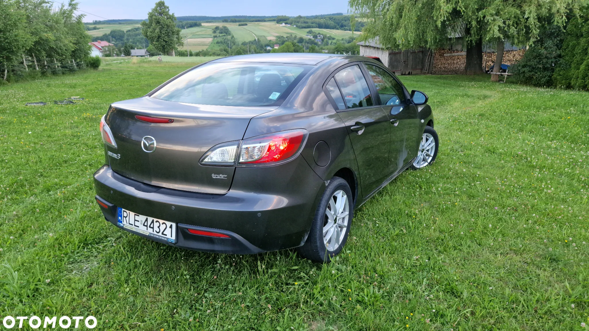 Mazda 3 1.6 CD Exclusive + - 5