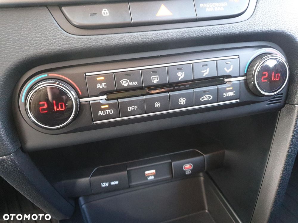 Kia Ceed 1.5 T-GDI M - 23