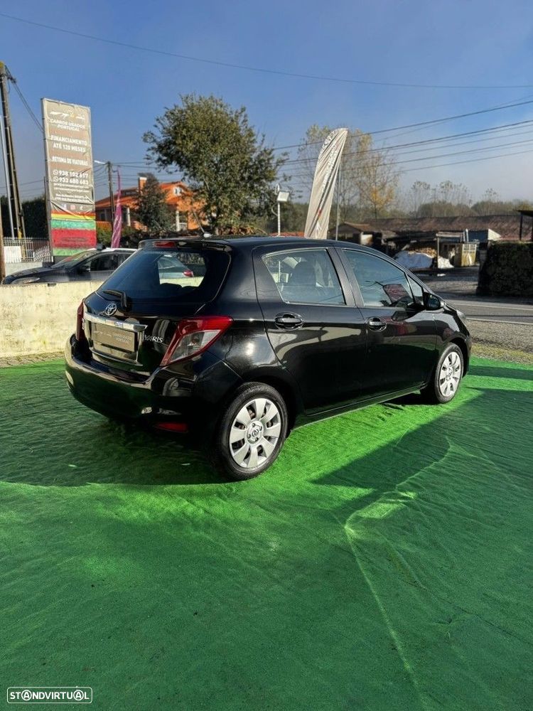 Toyota Yaris 1.33 VVT-i Sport+Navi - 6