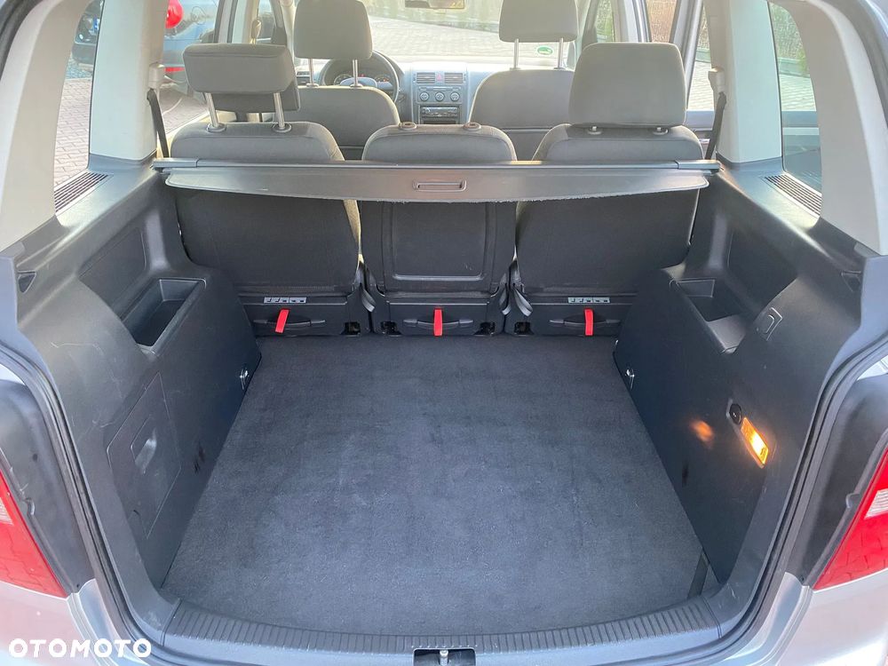 Volkswagen Touran 1.6 Trendline - 10