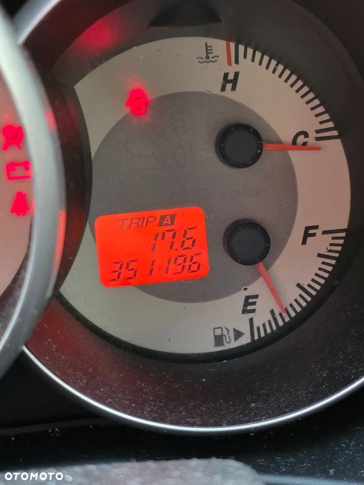 Mazda 3 - 1