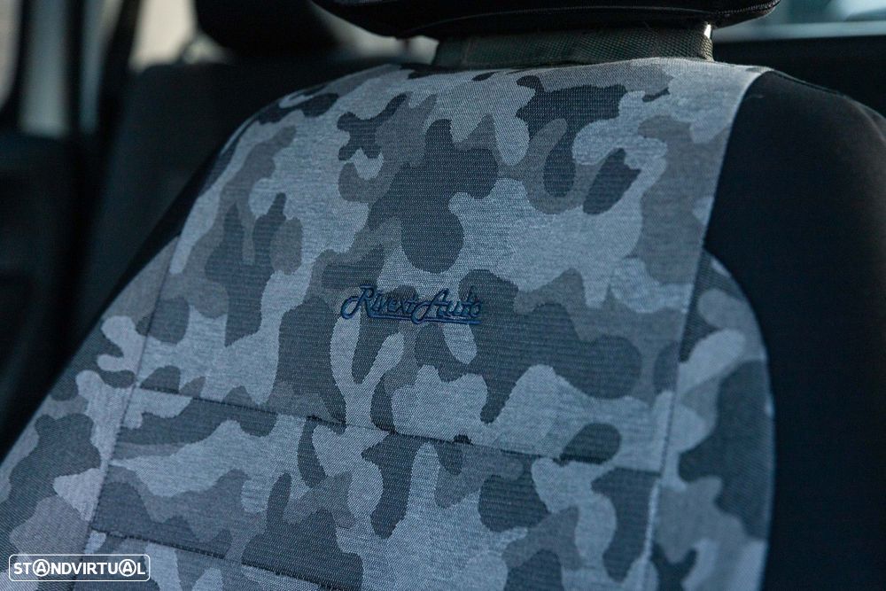 VW Amarok 2.0 TDi CD Trendline 4Motion - 23