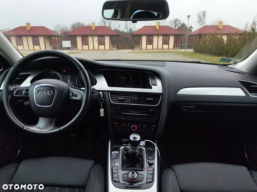 Audi A4 Avant - 7
