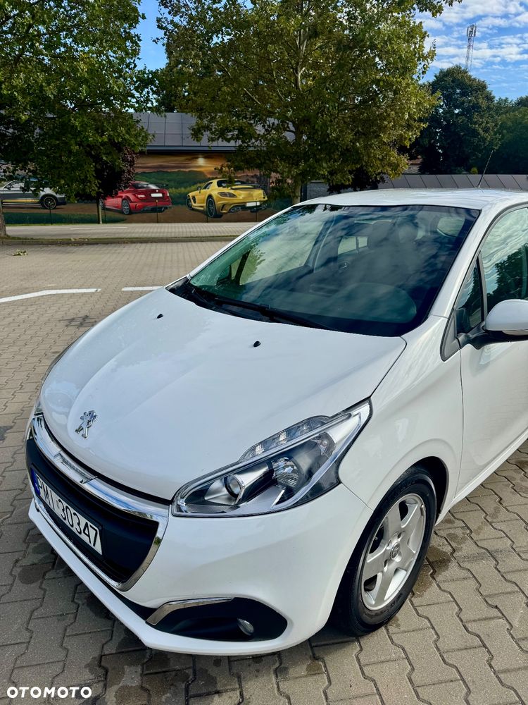 Peugeot 208 - 9