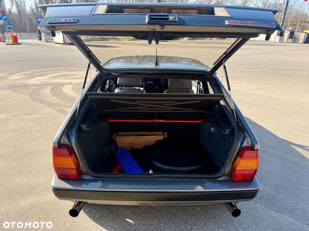Lancia Delta - 35