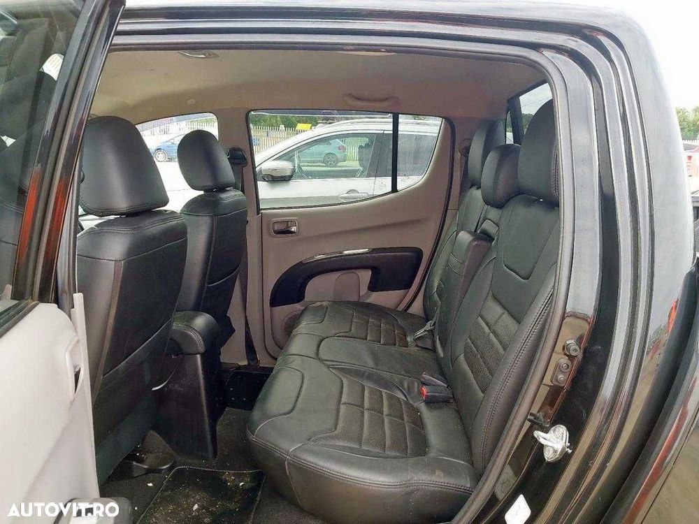 Dezmembrez Mitsubishi L200 2.5 Diesel 2010 - 5