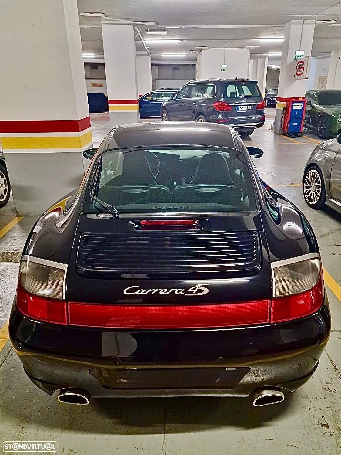Porsche 911 (996) - 1
