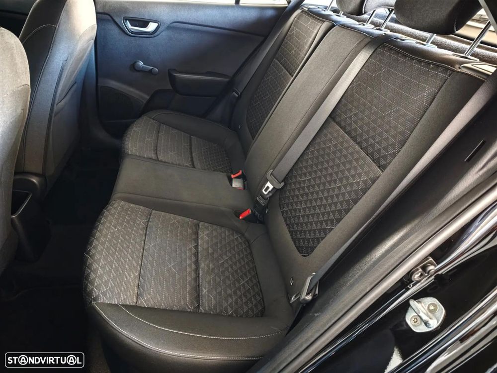 Kia Rio 1.2 CVVT LX - 19