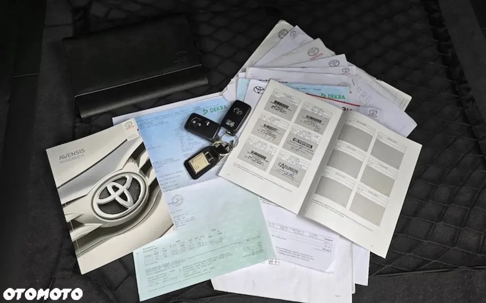 Toyota Avensis 1.8 Prestige - 37