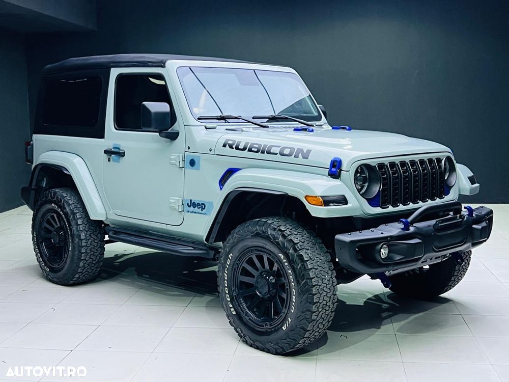 Jeep Wrangler - 12