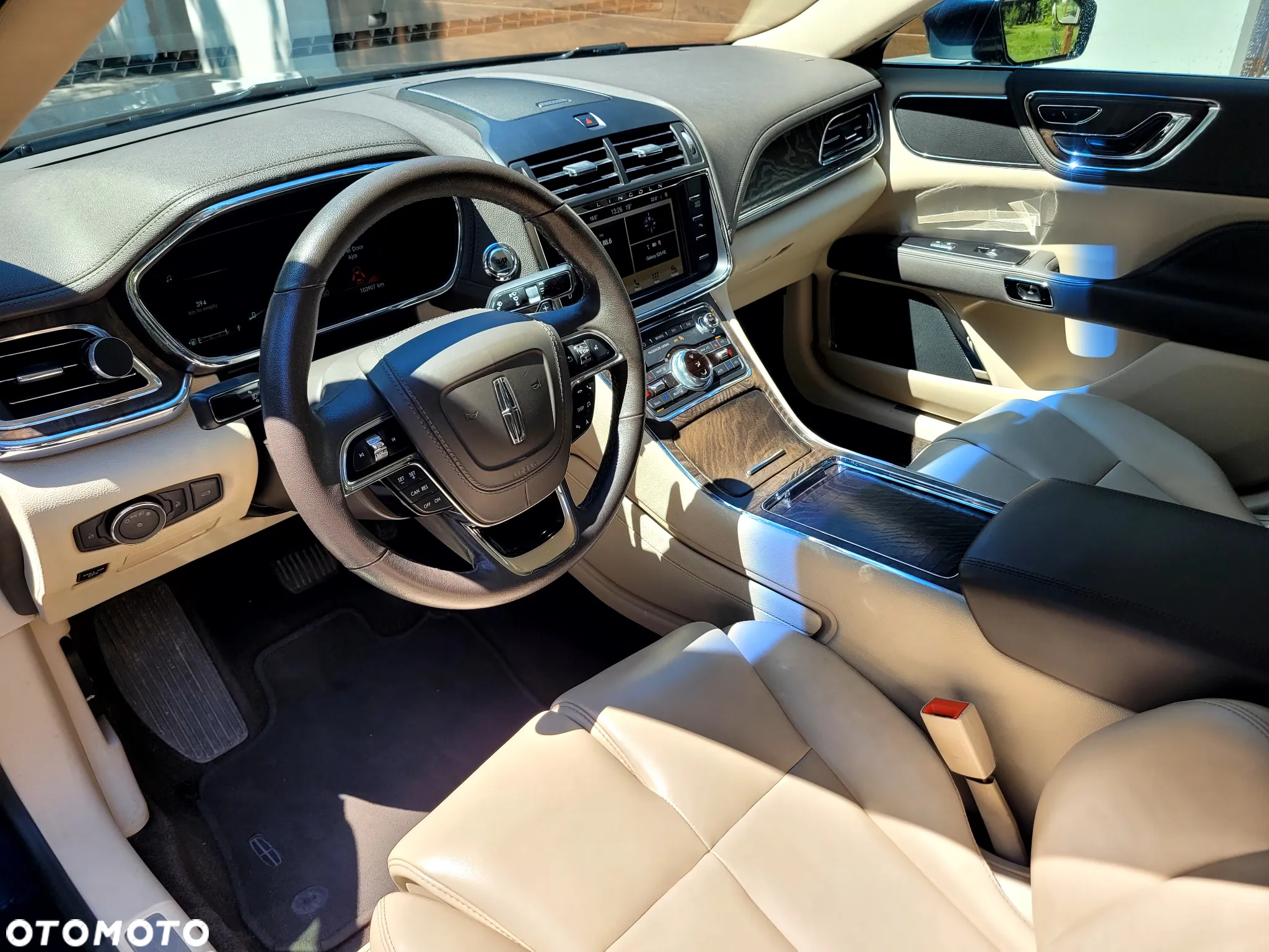 Lincoln Continental - 8