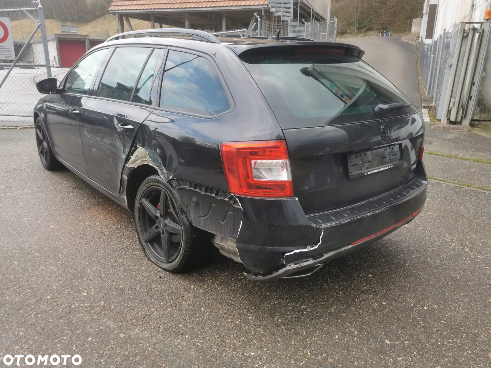 Skoda Octavia 2.0 TSI RS DSG - 3