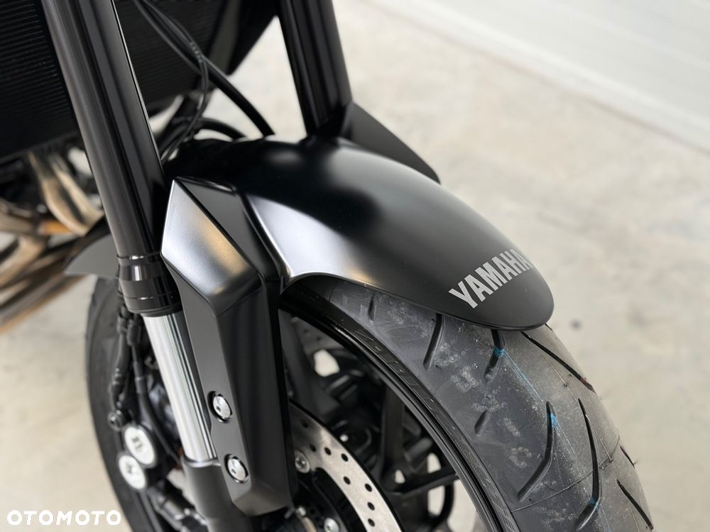 Yamaha MT - 9