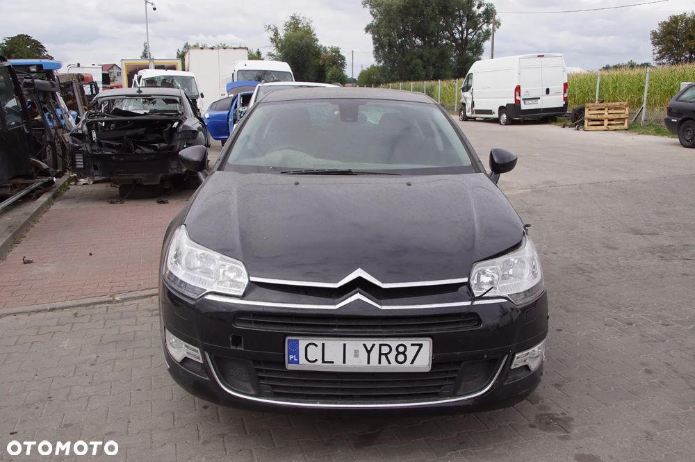 Auto na części - Citroen C5 II X7 1.6 HDI 110 KM 9HZ BE4R KTV 2008R Silnik Skrzynia Drzwi Szyba Błotnik Klapa Lampa Deska Kokpit Sterownik Moduł Kierownica Licznik - 2