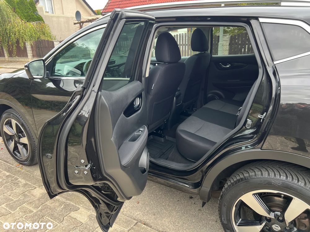 Nissan Qashqai - 17