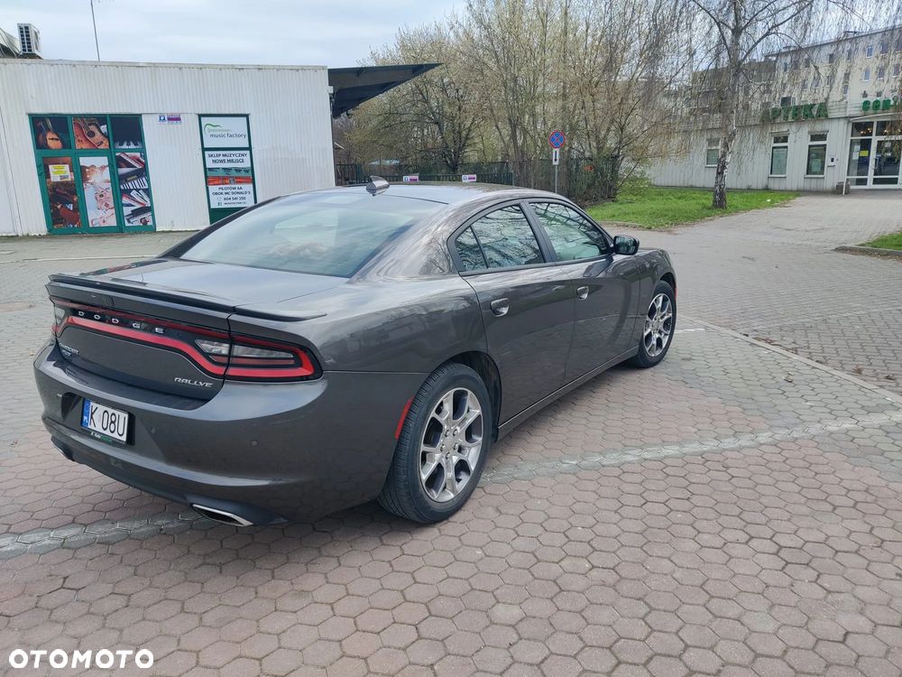 Dodge Charger - 7