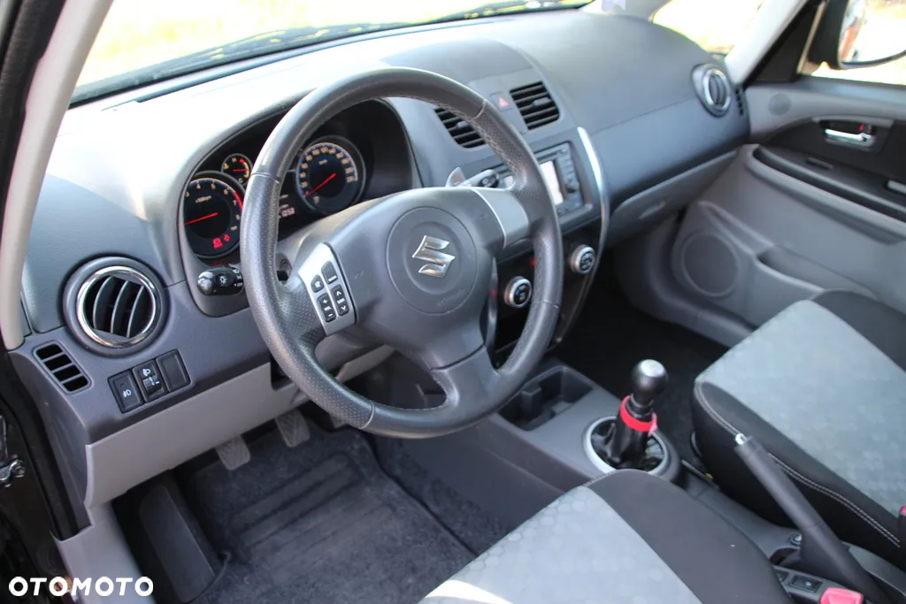 Suzuki SX4 1.6 VVT 4x2 Style - 23