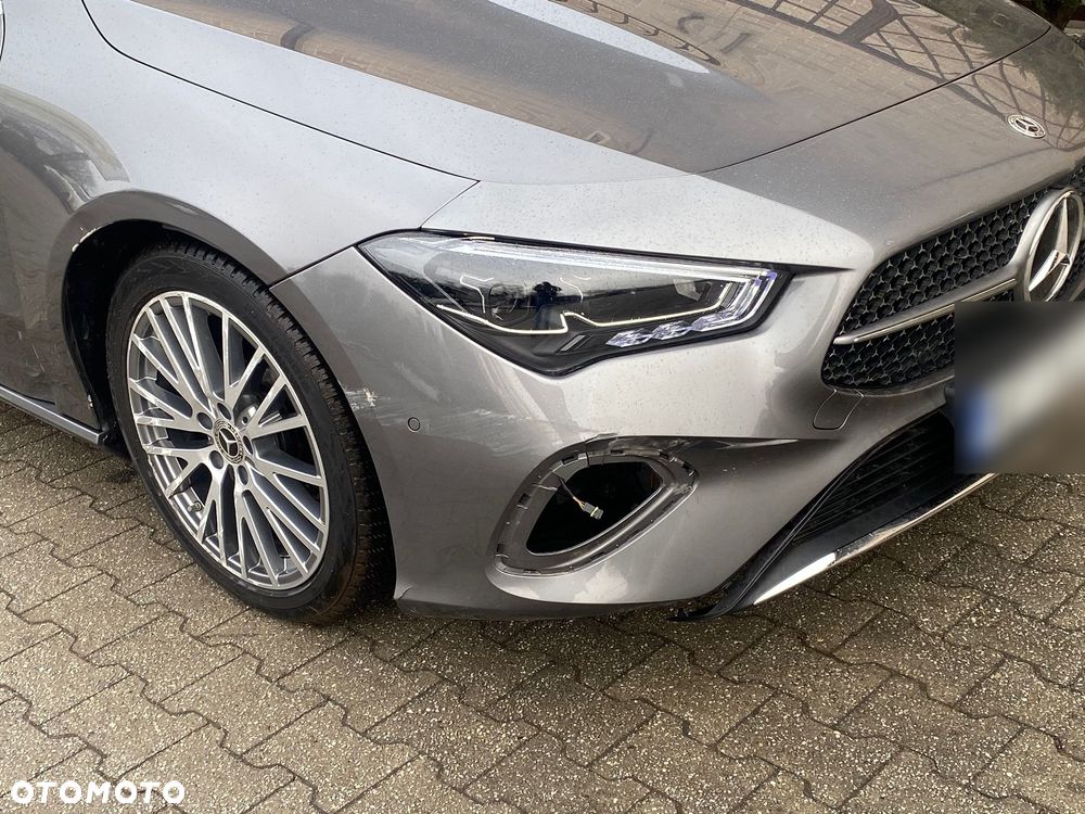 Mercedes-Benz CLA 180 Progressive 7G-DCT - 5