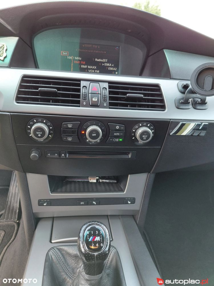 BMW Seria 5 520i - 8