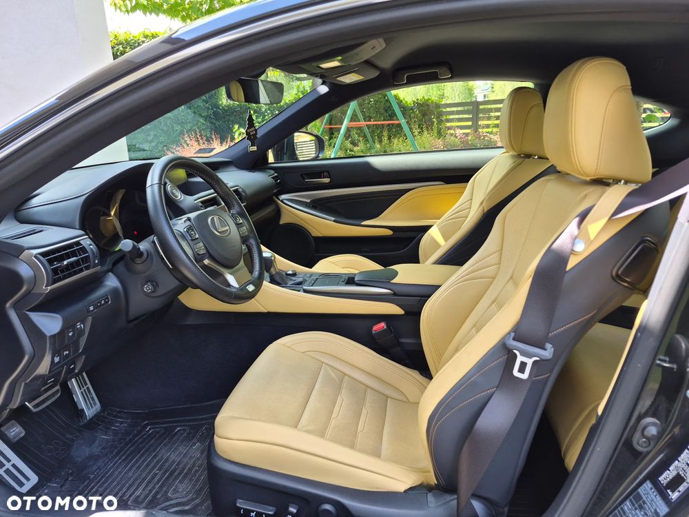 Lexus RC 200t / 300 F Sport - 6