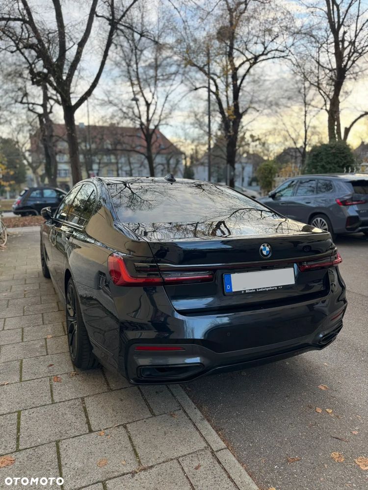 BMW Seria 7 740d xDrive - 4