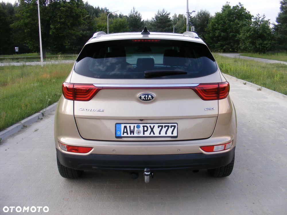 Kia Sportage 2,0 CRDI AWD Platinum - 37