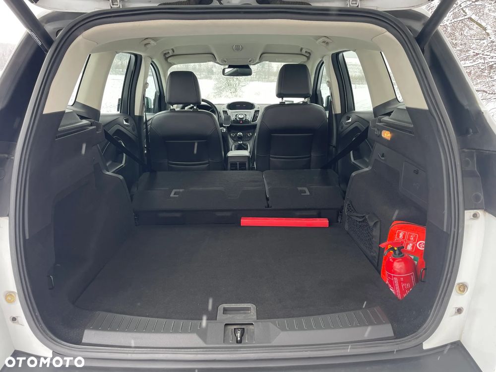Ford Kuga 2.0 TDCi 4WD Titanium - 24