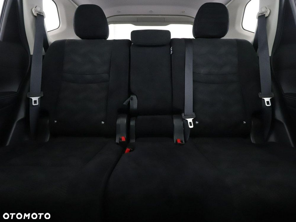 Nissan X-Trail 1.6 DCi Xtronic N-Connecta - 19