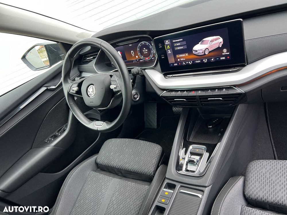 Skoda Octavia 2.0 TDI DSG Clever - 9