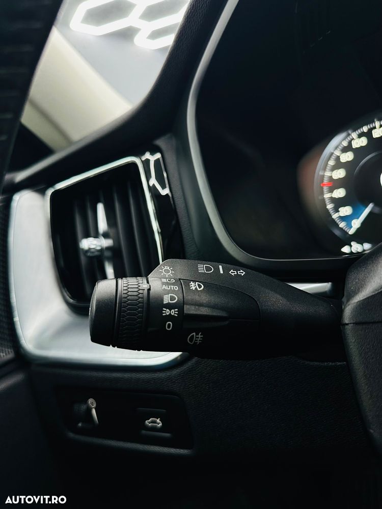 Volvo XC 60 D3 Summum - 32