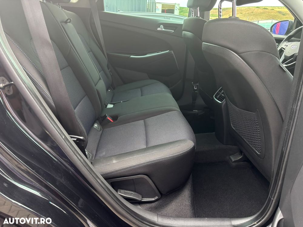 Hyundai Tucson blue 1.7 CRDi 2WD DCT Trend - 28
