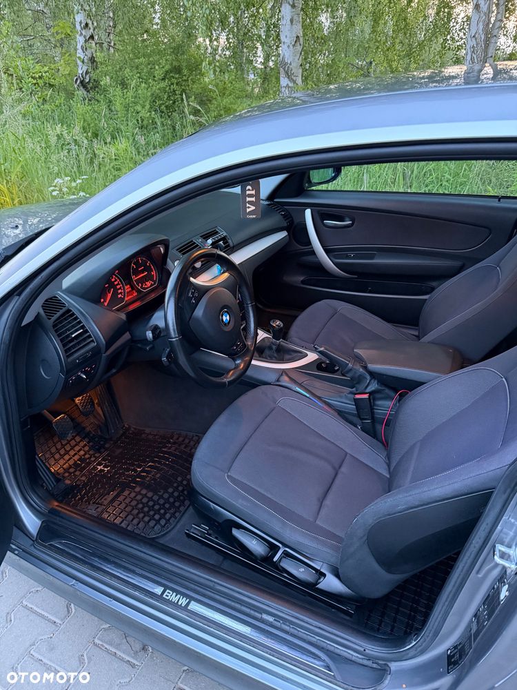 BMW Seria 1 120d DPF - 7