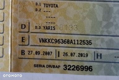 Toyota Yaris - 8