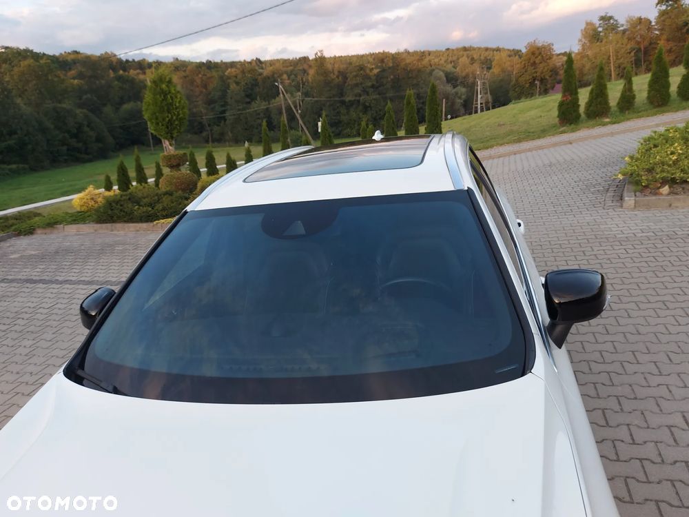 Volvo XC 60 T6 AWD R-Design - 22