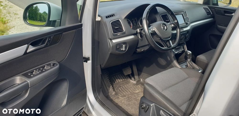 Volkswagen Sharan 2.0 TDI DSG (BlueMotion Technology) Comfortline - 25