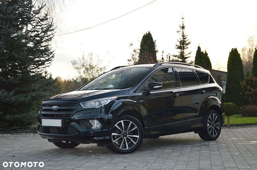 Ford Kuga 1.5 EcoBoost 2x4 Black & Silver - 8