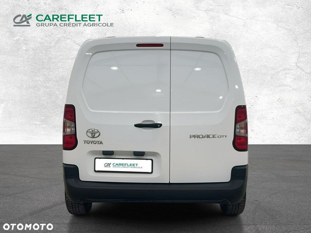 Toyota Proace City - 7