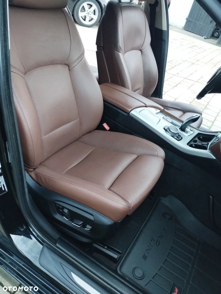 BMW Seria 5 530d Luxury Line - 31