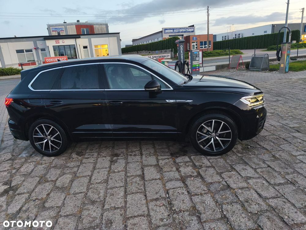 Volkswagen Touareg - 11