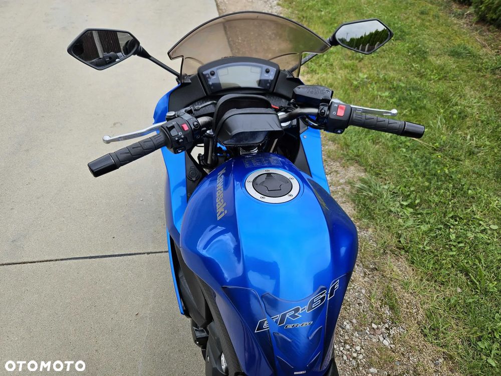 Kawasaki ER - 20