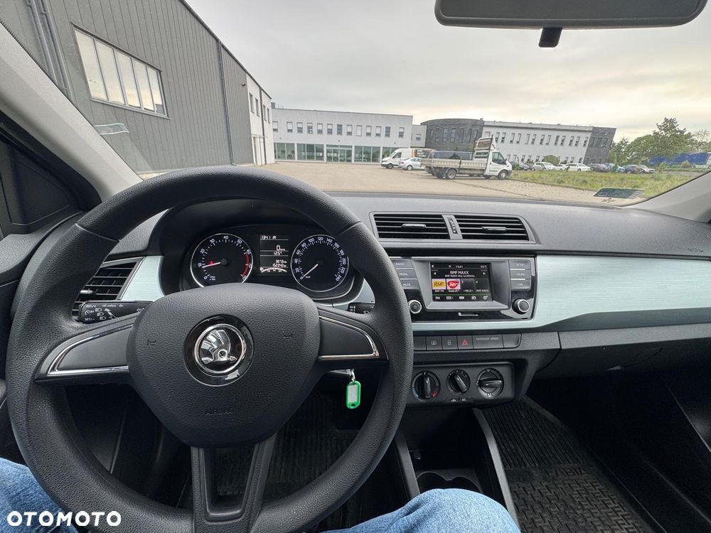 Skoda Fabia - 8