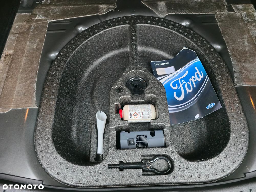Ford Focus - 24