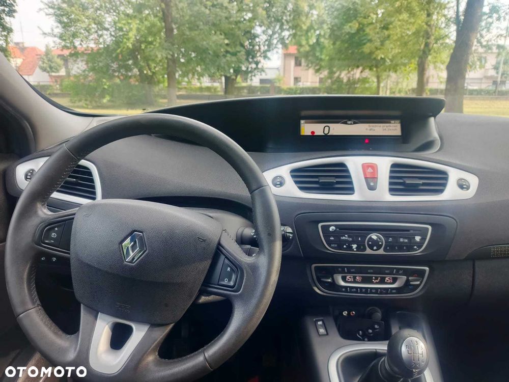 Renault Scenic - 5