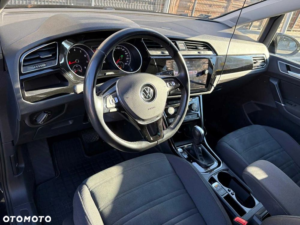 Volkswagen Touran 1.5 TSI EVO Highline DSG - 3
