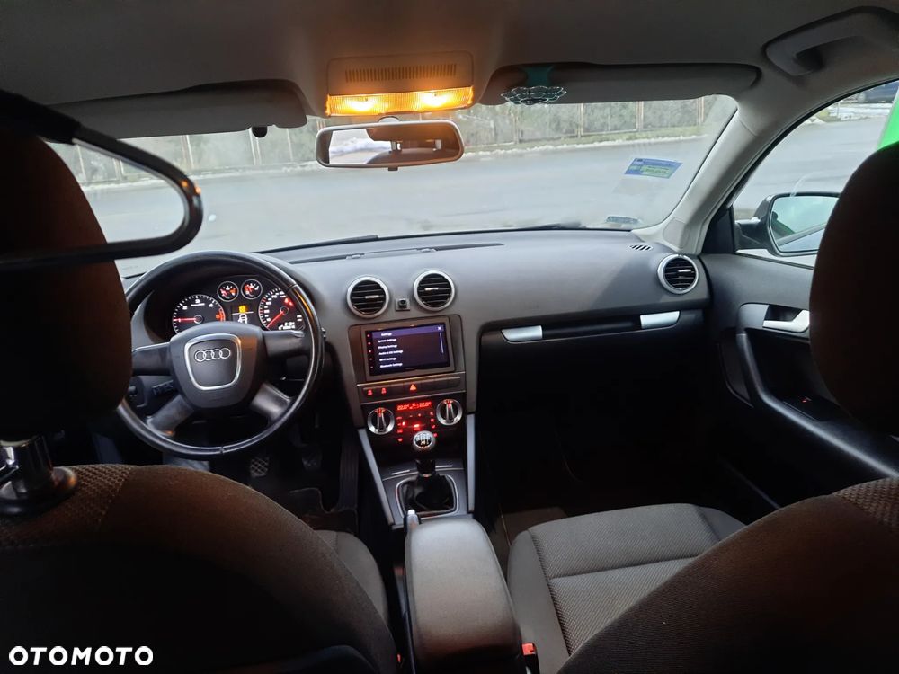 Audi A3 Sportback 2.0 TDI DPF Attraction - 12