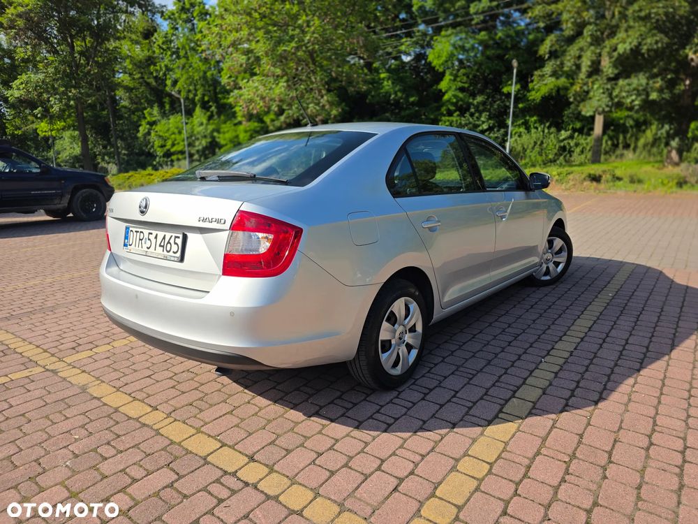 Skoda RAPID 1.2 TSI Ambition - 7