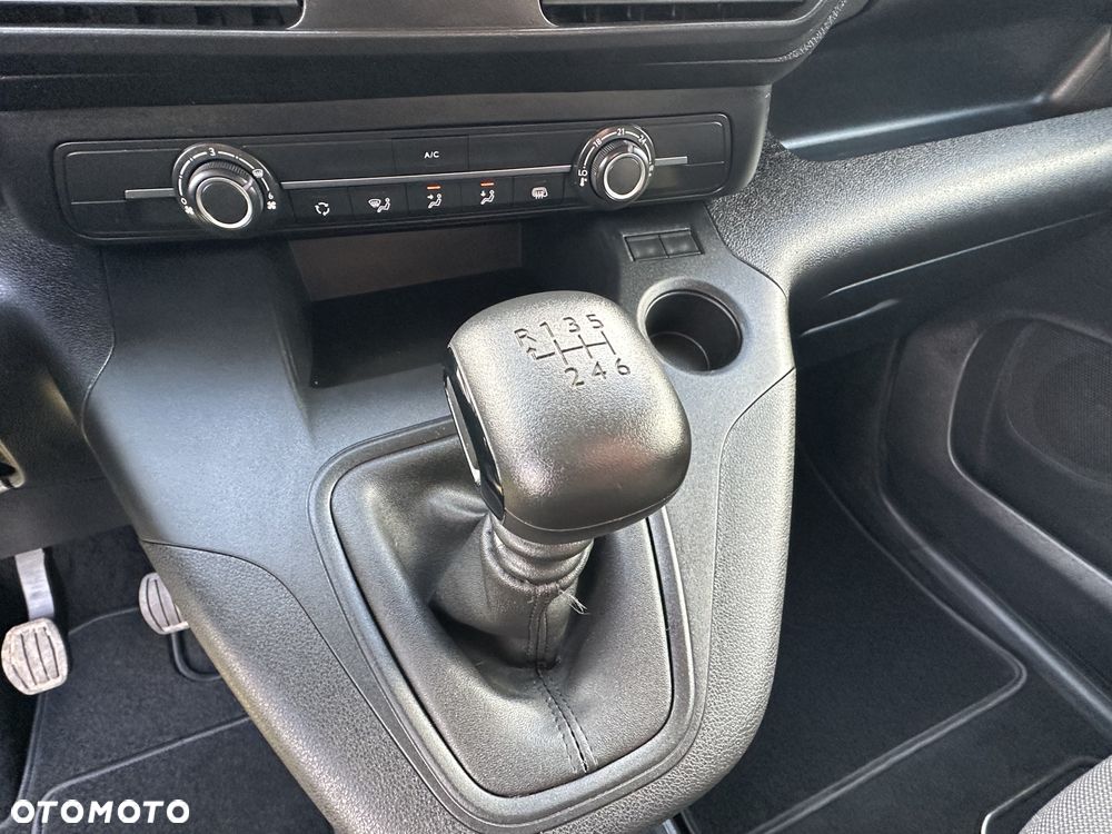 Opel Combo E VAN BLASZAK DOSTAWCZY L1H1 - 22