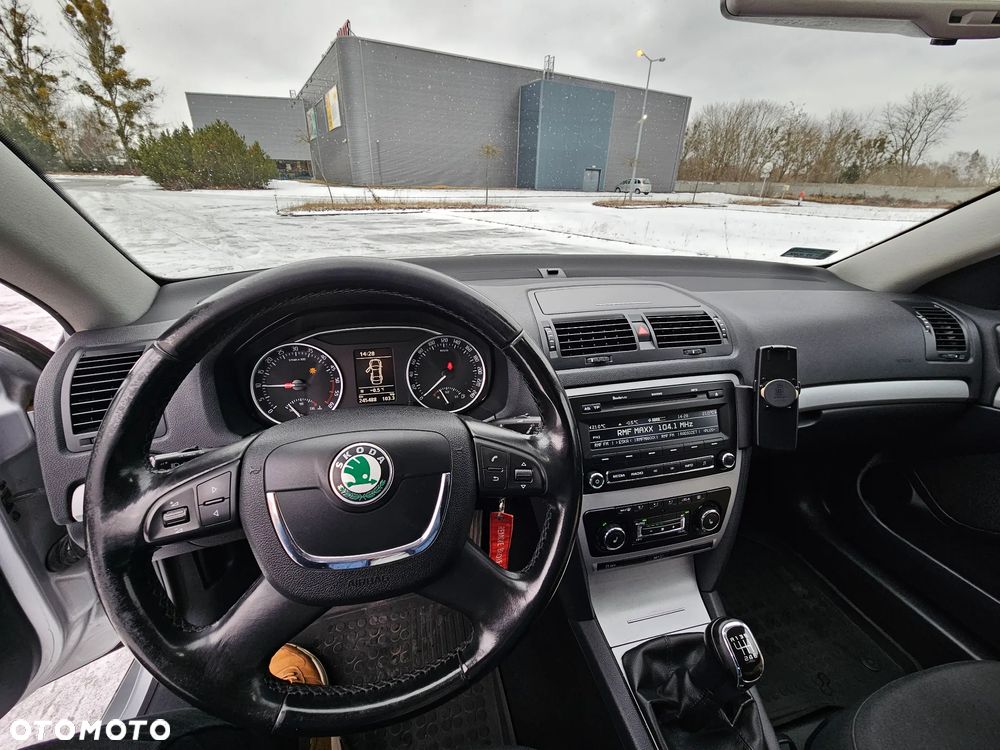 Skoda Octavia 2.0 TDI DPF Elegance - 7