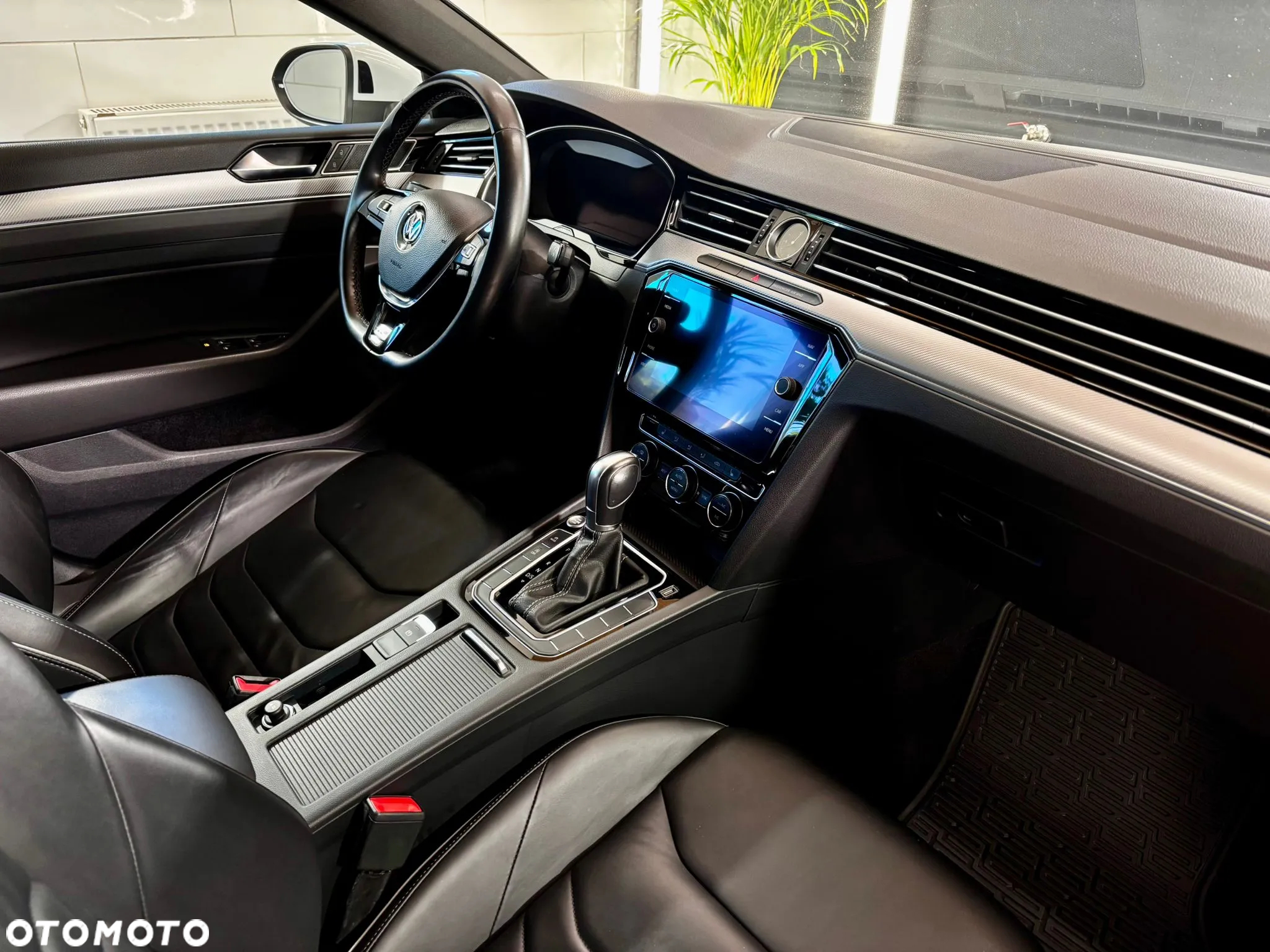 Volkswagen Arteon 2.0 TSI 4Motion R-Line Edition DSG - 19